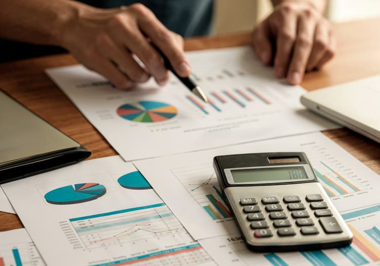 Como Organizar Suas Finanças Mesmo Ganhando Pouco: Guia Prático para 2025